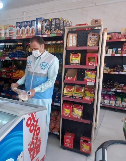 نظارت و بازدید دامپزشکی از مراکز تولید، توزیع و عرضه فرآورده‌ خام دامی در شهرستان قصرقند